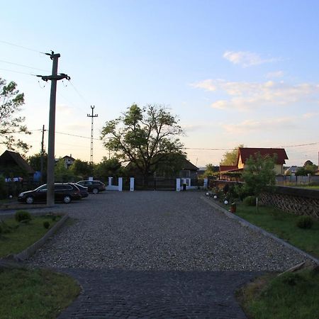 Poeme Hotel Sighetu Marmatiei Bagian luar foto